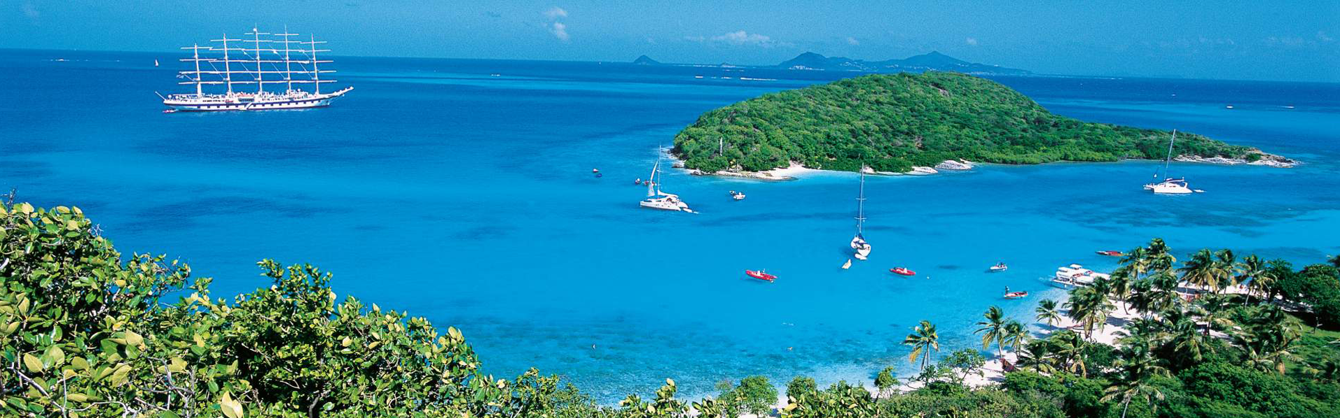 Vivez la magie de la traversée des Antilles en Voilier. Découvrez les îles aux trésors et pirates.