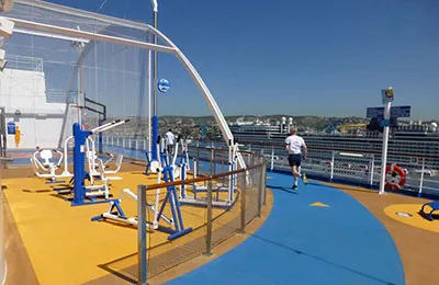 photo 6 Carnival Breeze ®