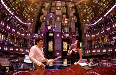 photo 4 Carnival Dream ®