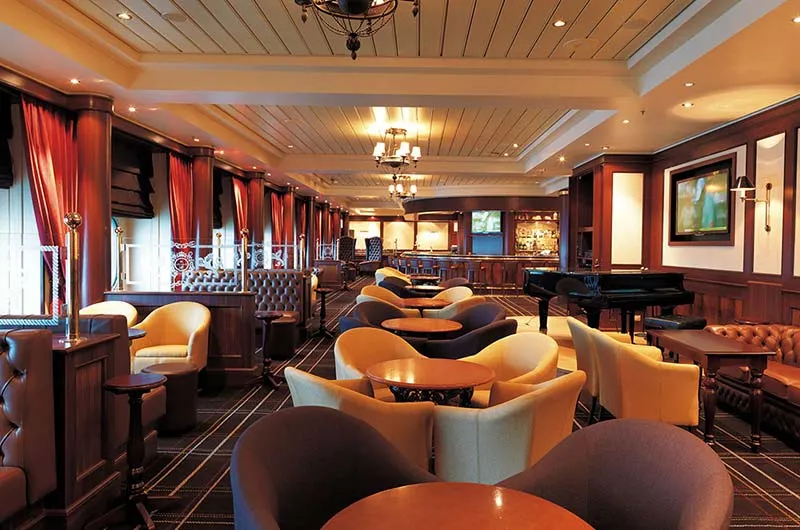 photo 8 Queen Mary 2