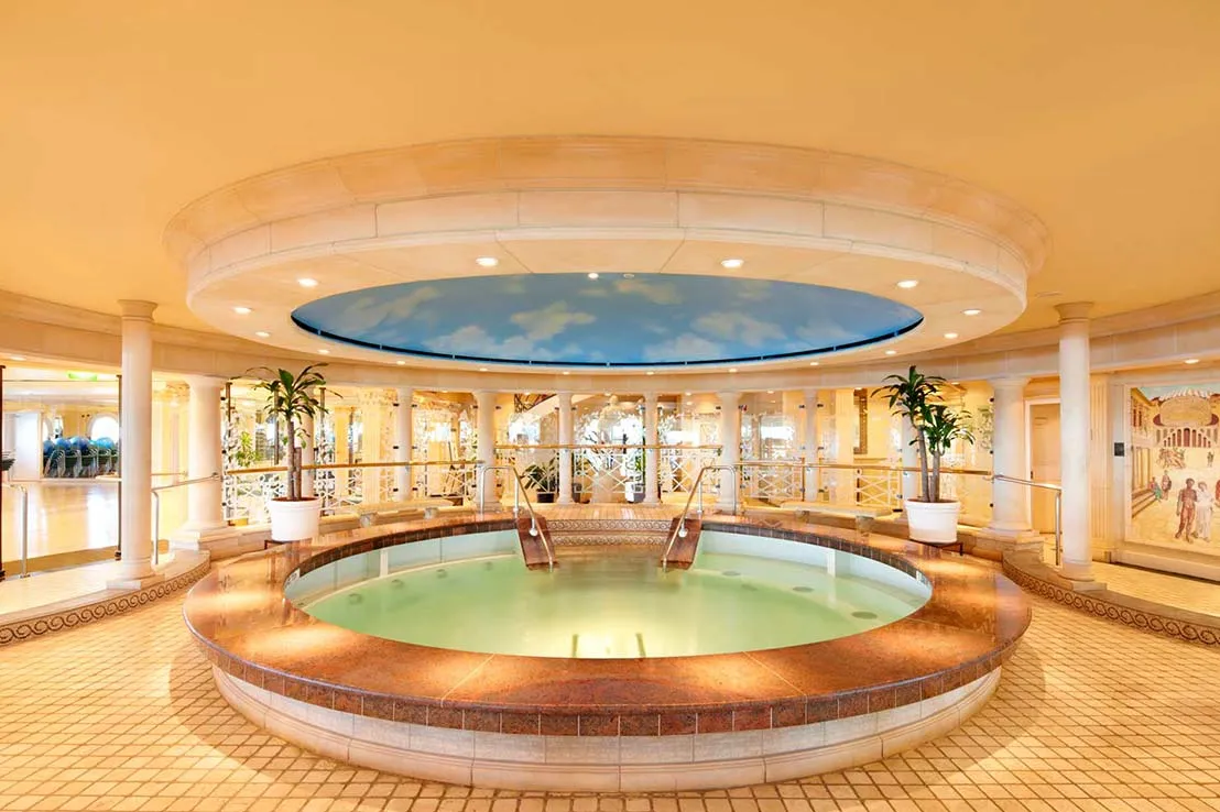 photo 4 Empress of the Seas