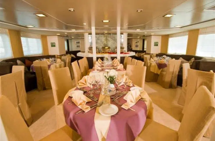 photo 3 M/Y Harmony V