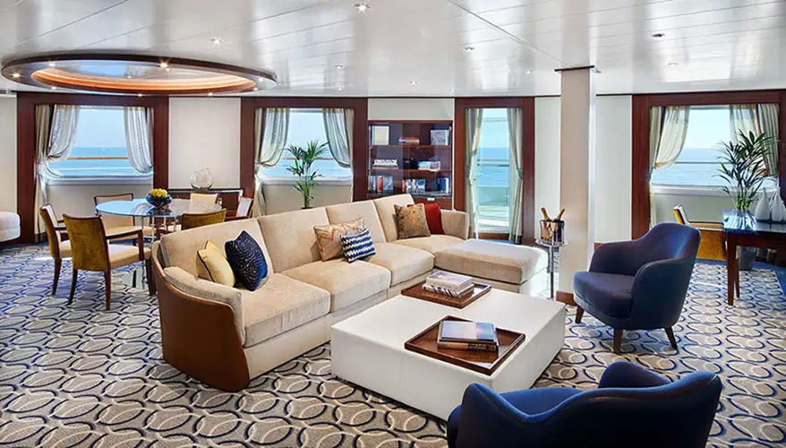 seabourn-seabourn-odyssey-owners-suite.webp