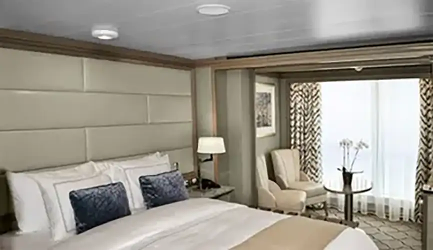 Panorama Suite silversea-silver-dawn-classic-panorama-suite.webp